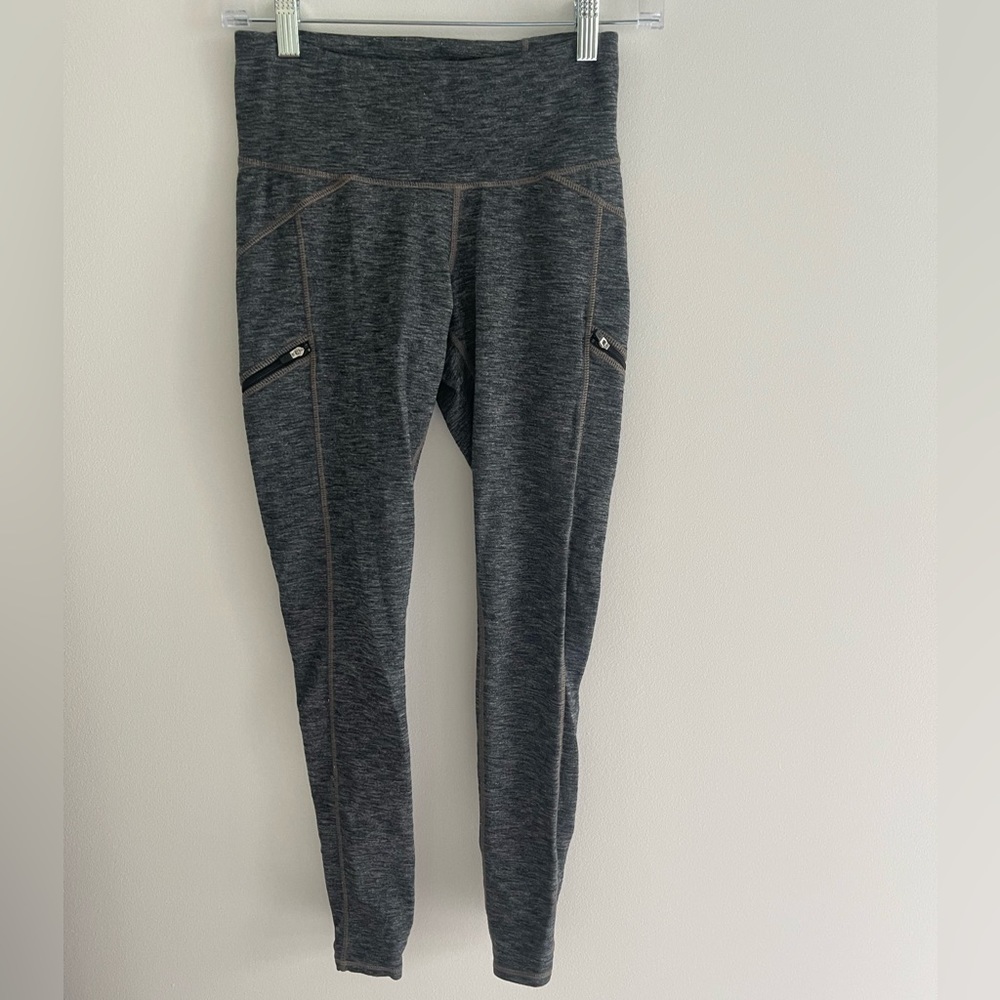 Athleta Heather gray leggings with zip pockets